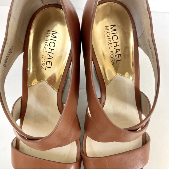 Michael Kors Elena Stacked Leather Wedge Size 8 - Picture 7 of 15